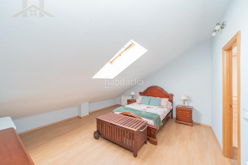 Foto 6cad1788-a047-4558-92e9-e9484868dc78. Zweistöckige wohnung mit heizung parking in Brunete