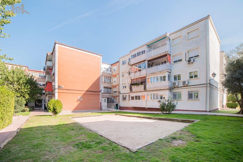 Foto 3c5a747f-d55c-4fa6-9abc-78d476af43fa. Appartement dans avenida de madrid 13 dans Sevilla la Nueva