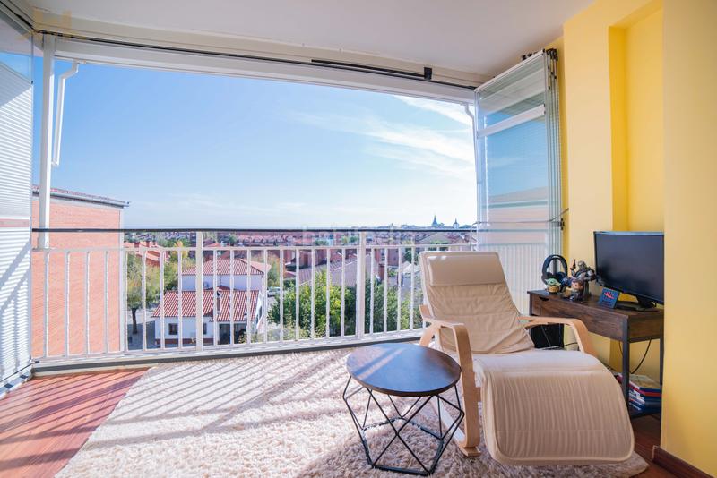 Foto 8a42880f-45c5-4814-a966-a3453a9376fd. Appartement dans avenida de madrid 13 dans Sevilla la Nueva