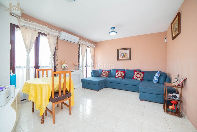 Foto d48fdc23-4034-4b9e-aee6-b4a565bac970. Dúplex a calle mayor 22 a Sevilla la Nueva