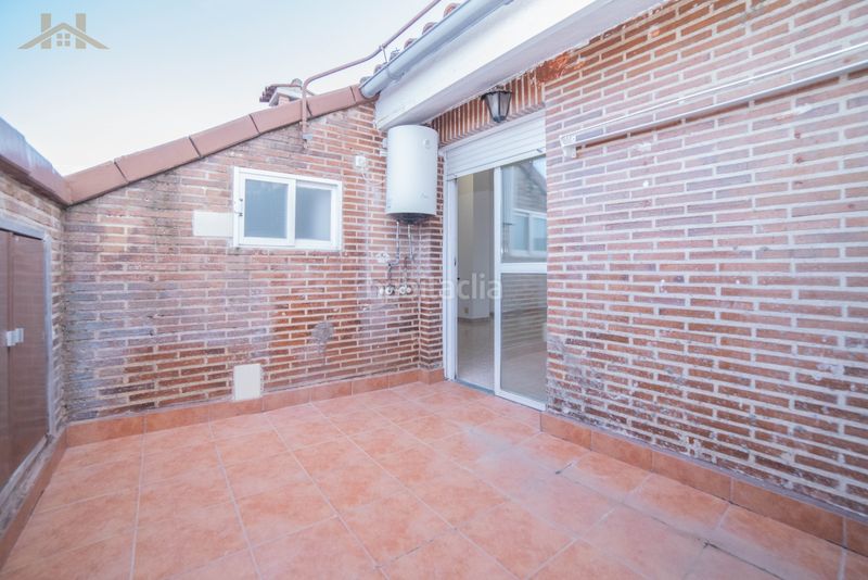 Foto b0c787a0-d4c4-489b-84aa-10ffbd24502b. Àtic a Sevilla la Nueva