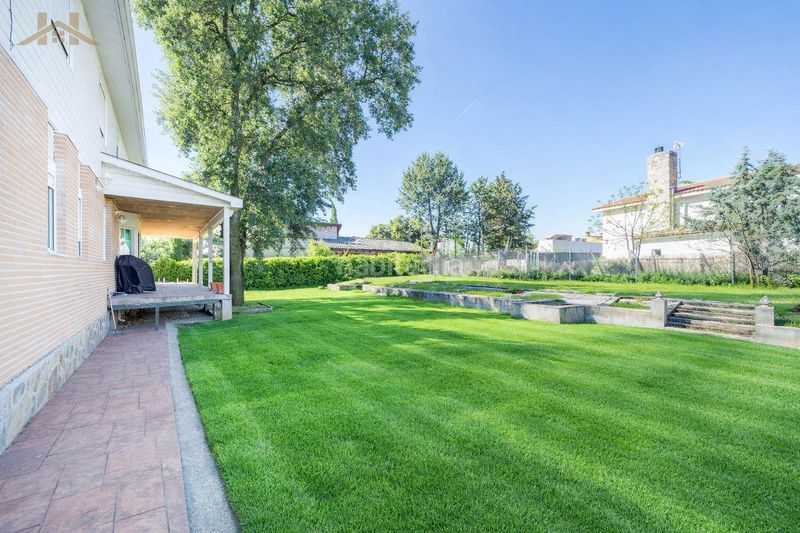 Foto 2e39de2a-9232-4d95-85ae-c83dc8bbc20e. Xalet amb calefacció a Brunete