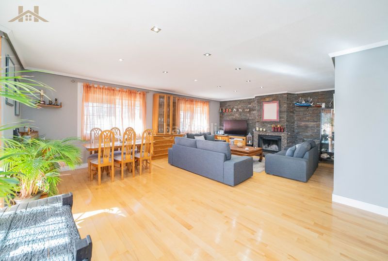 Foto a0bc54e2-8da8-4f82-9bce-75472c9986a4. Xalet amb calefacció a Brunete