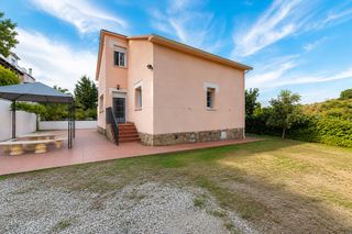 Chalet in Villamantilla. Casa / chalet independiente en venta en olivar 41, villamantilla