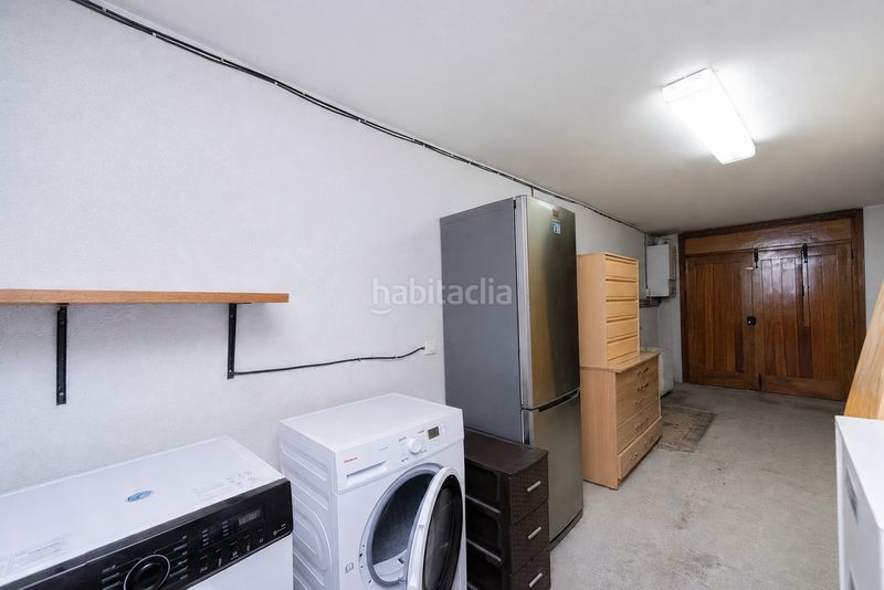 Foto 44407efa-dd28-4671-aebe-e5dc20f70543. Casa aparellada amb piscina a Brunete