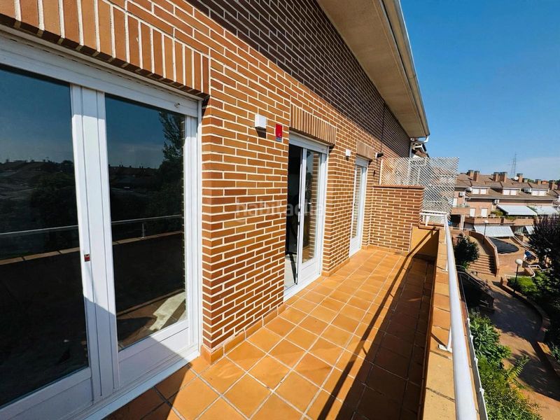 Foto 684158ff-2aed-451e-9896-8752a279f451. Lloguer dúplex amb calefacció piscina a Sevilla la Nueva