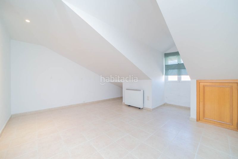 Foto 1f8157dc-7458-48d8-ad36-e37426ee45a6. Duplex in Brunete