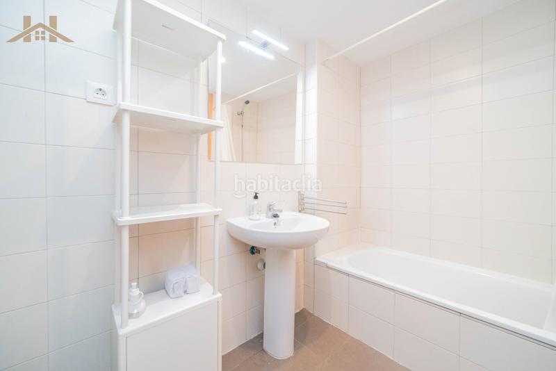 Foto 1d90f8de-12ff-4cf0-824a-f045e7912e73. Flat with parking pool in Sevilla la Nueva