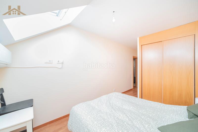 Foto 74f77065-687d-4d50-9ec1-d261d8085992. Flat with parking pool in Sevilla la Nueva