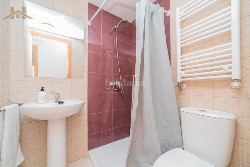 Foto c2f0aaaa-3f88-424f-b582-9b66f8031ea0. Flat with parking pool in Sevilla la Nueva