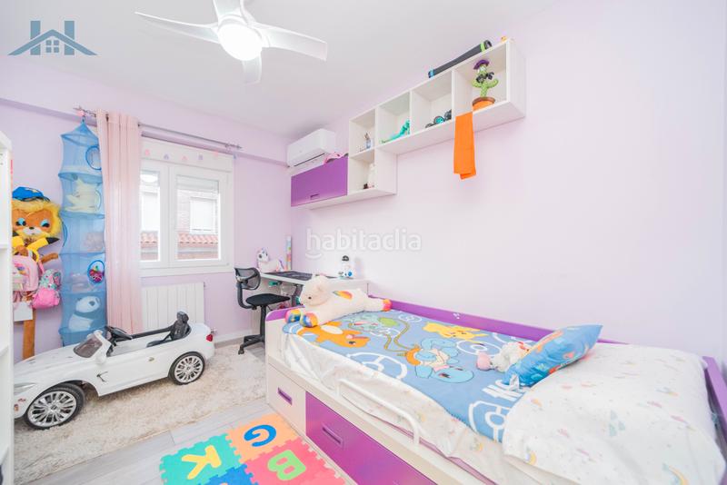 Foto f4cc9fc5-a0a8-412d-8754-ecf0f039441f. Piso agencia inmobiliaria inmobiliaria hogares vende en exclusiva estupendo piso en Sevilla la Nueva