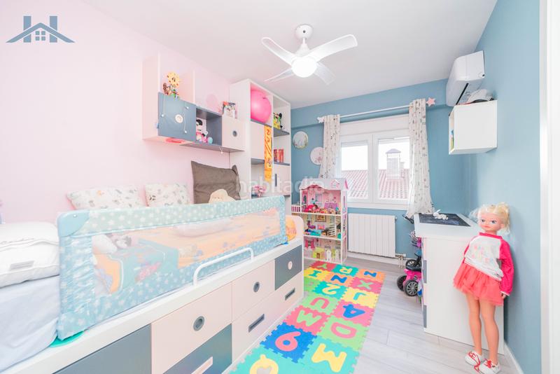 Foto fce07116-1d30-4c93-9fab-e55ac91aa3bb. Piso agencia inmobiliaria inmobiliaria hogares vende en exclusiva estupendo piso en Sevilla la Nueva