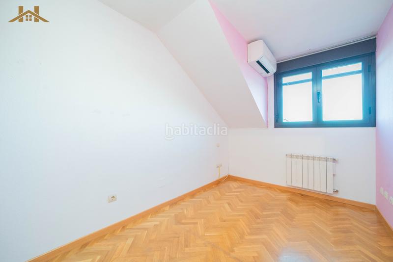 Foto 7298dd1d-919f-4372-b21c-57a301c7ebe6. Duplex in calle codorniz 4 in Sevilla la Nueva