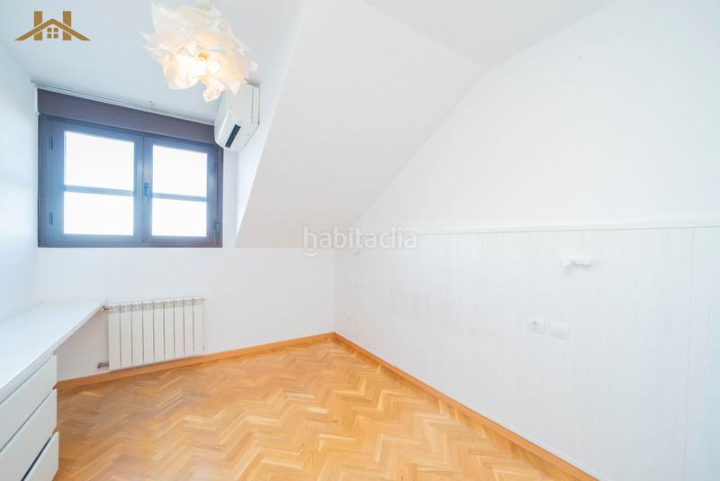 Foto d433ba64-e8e2-4d6f-88d2-db0df70d2c19. Duplex in calle codorniz 4 in Sevilla la Nueva