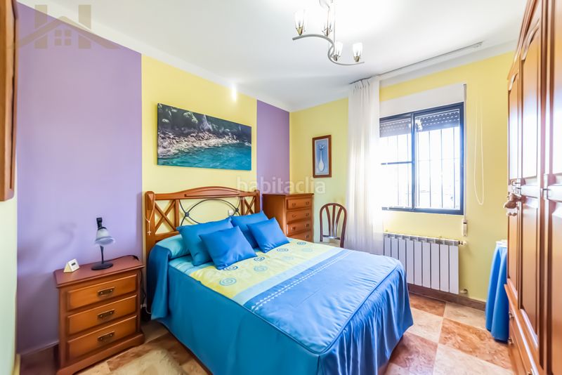 Foto 5678ed6e-ac06-482f-980c-9b952d50805c. Chalet with fireplace heating parking pool in Brunete