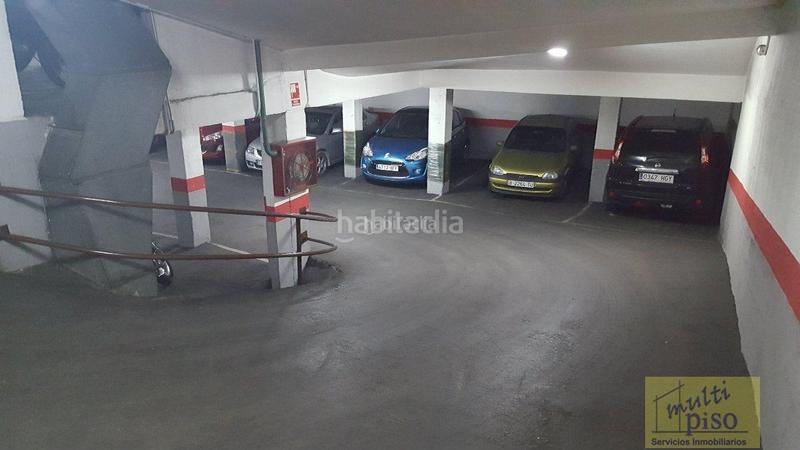 Foto e4a74cdf-c9e3-49e3-a1b0-fbd70053ed9a. Parking coche garaje en Sants Barcelona