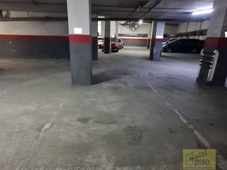 Aparcament cotxe a Les Planes. L hospitalet de llobregatgaraje