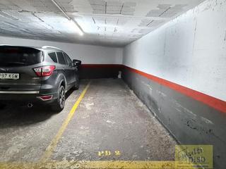 Parking voiture à Centre. L hospitalet de llobregatgaraje