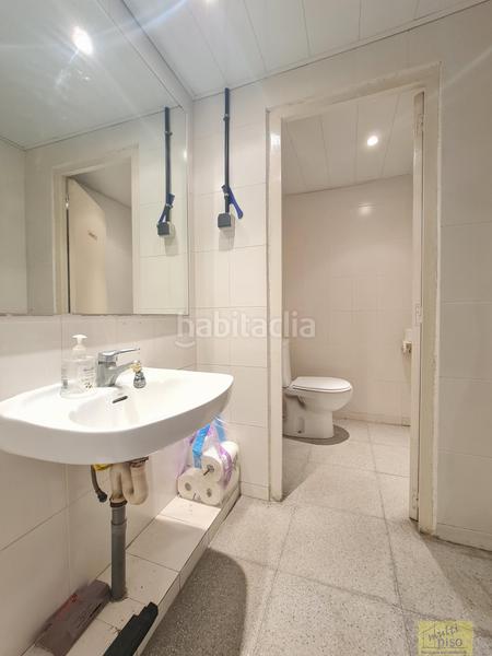 Foto 2cce977f-cc86-4ec4-bf27-4091a56a1ac6. Local comercial l hospitalet de llobregatlocal en Hospitalet de Llobregat (L´)