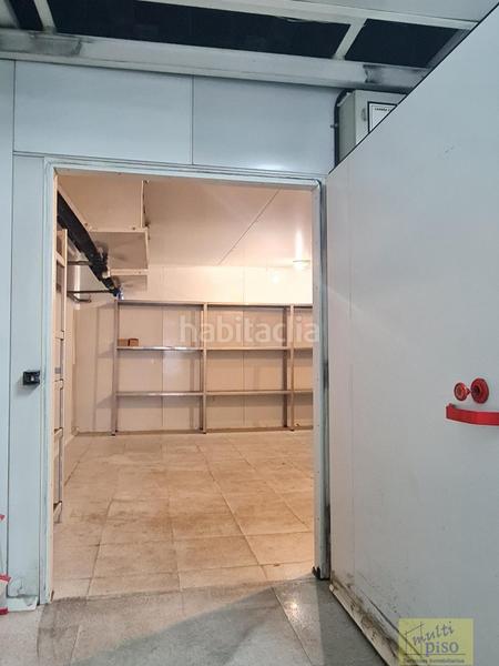 Foto 694534ce-1e46-49e6-998a-f70120052d65. Local comercial l hospitalet de llobregatlocal en Hospitalet de Llobregat (L´)