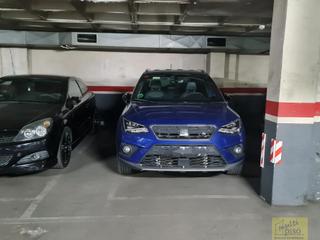 Parking coche en Les Planes. L hospitalet de llobregatgaraje