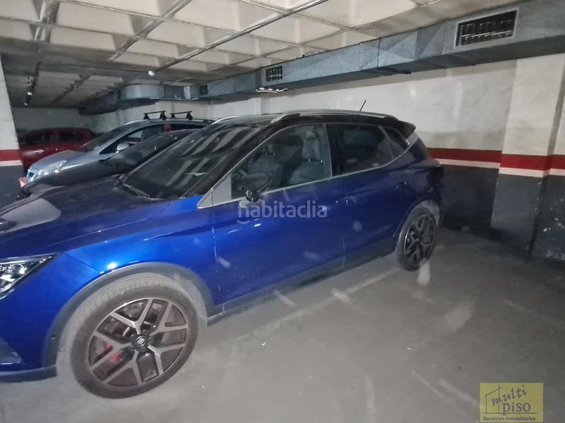 Foto 13c8fa6d-2f9a-4b63-b48c-19c6c4aec4d0. Parking coche l hospitalet de llobregatgaraje en Les Planes Hospitalet de Llobregat (L´)