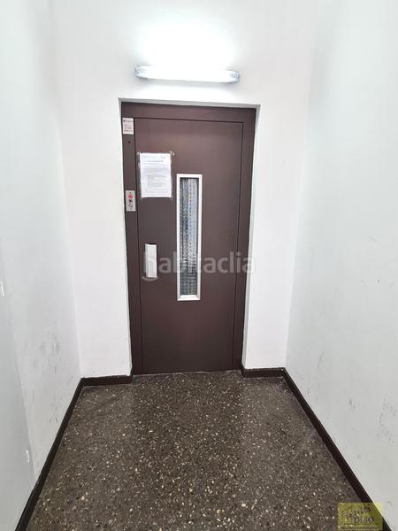 Foto 3293f758-2ce9-4ade-84ef-fc96d3260253. Parking coche l hospitalet de llobregatgaraje en Les Planes Hospitalet de Llobregat (L´)