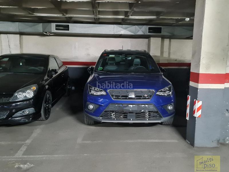 Foto 8938668d-c312-4708-aad6-292af715d27e. Parking coche l hospitalet de llobregatgaraje en Les Planes Hospitalet de Llobregat (L´)