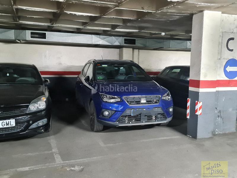 Foto e8dd2e1a-fb13-47c7-b7e2-ca38617ea051. Parking coche l hospitalet de llobregatgaraje en Les Planes Hospitalet de Llobregat (L´)