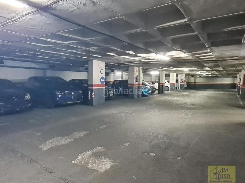 Foto ed6c0157-ae2d-4591-8139-51958e435254. Parking coche l hospitalet de llobregatgaraje en Les Planes Hospitalet de Llobregat (L´)