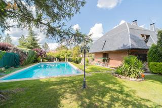 House en Castillo-Campodn. Espectacular chalet independiente en la zona del castillo - camp