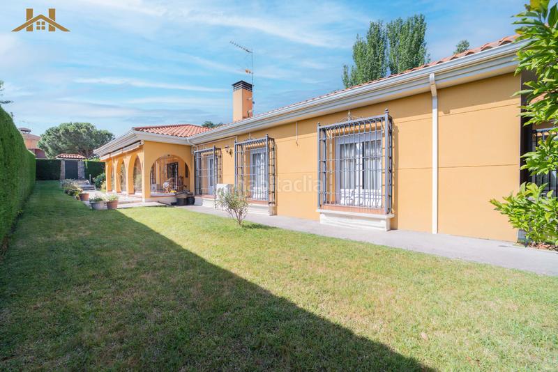 Foto 6670d708-07bb-4329-93d1-b5253235a0cc. Casa amb calefacció aparcament a Castillo-Campodón Villaviciosa de Odón