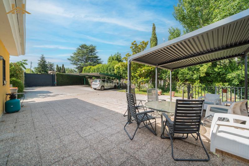 Foto b84ff322-8767-415d-919f-b48324544c2d. Casa amb calefacció aparcament a Castillo-Campodón Villaviciosa de Odón