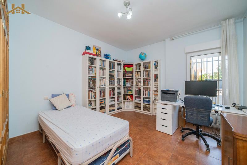 Foto c83f0257-732b-4d8b-8ae3-6b7d3d29fb32. Casa amb calefacció aparcament a Castillo-Campodón Villaviciosa de Odón