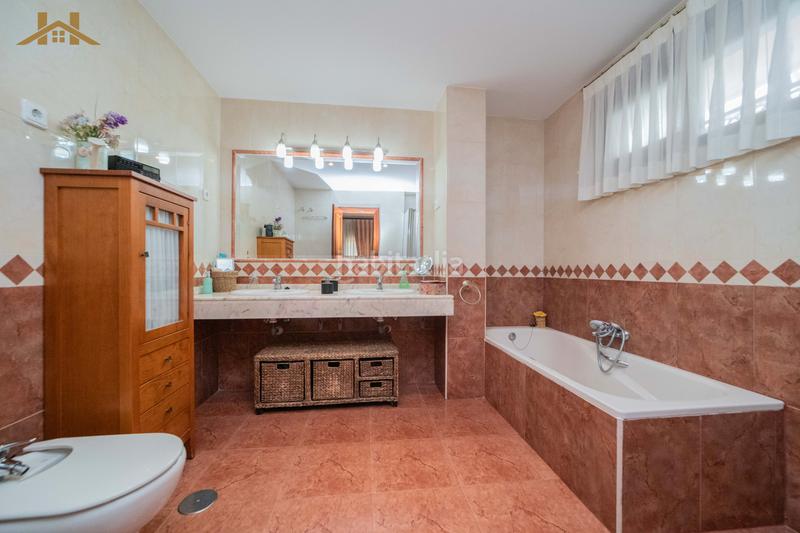 Foto 1f6e6a80-77a2-498f-adb4-216d47c953f1. Chalet dans El Bosque Villaviciosa de Odón