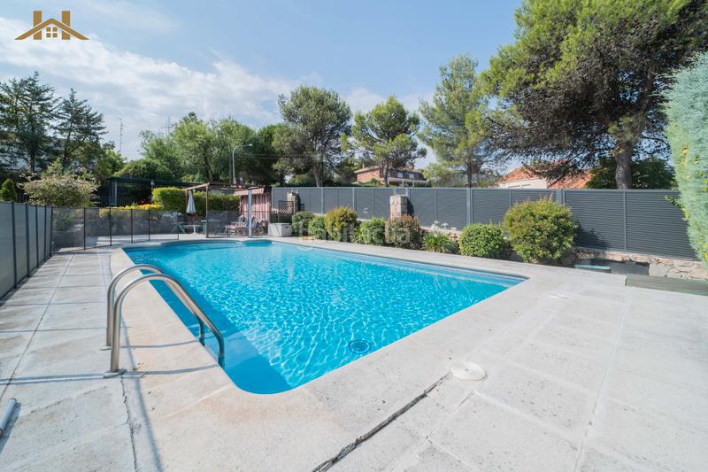 Foto 49f6d370-0161-4b12-b332-d3f3b223ab6d. Chalet dans El Bosque Villaviciosa de Odón