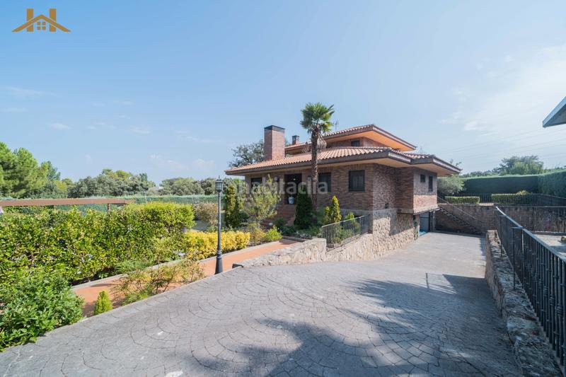 Foto f5f4644a-0fab-4d4a-8b29-e0c008238396. Chalet dans El Bosque Villaviciosa de Odón