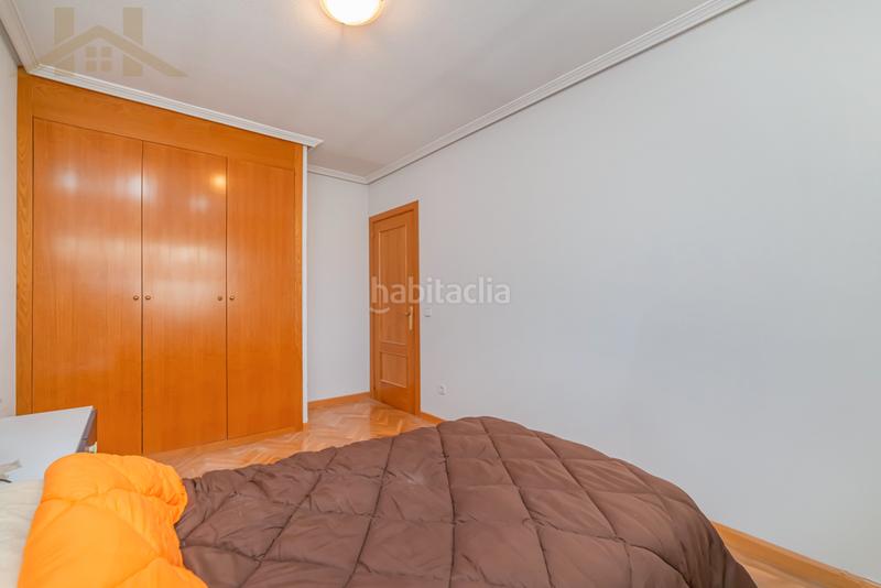 Foto 8f67c7b0-a36f-4b2a-9db7-917271e2c398. Casa aparellada amb calefacció a Centro Villaviciosa de Odón