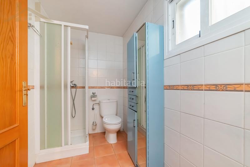 Foto b3cf6e07-3e8b-4b6f-904c-7b036c962a32. Casa aparellada amb calefacció a Centro Villaviciosa de Odón