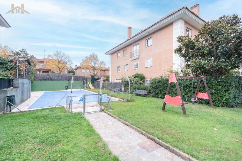 Foto a0ae1baa-6180-4b7c-81c1-5abfed2d8f9f. Duplex con riscaldamento piscina in Centro Villaviciosa de Odón