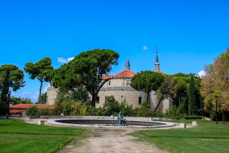 Foto eef4c452-c90d-4ef2-a1ca-fa4416b2dd29. Duplex con riscaldamento piscina in Centro Villaviciosa de Odón
