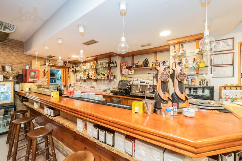 Foto b7d799c5-cf55-44fa-bb40-70bf40f2b836. Geschäftsraum in Centro Villaviciosa de Odón