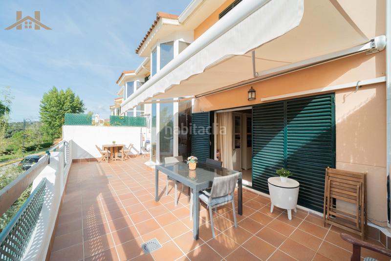 Foto 22389f4b-76ab-4b53-88cd-d79bee8ce76d. Casa adossada amb aparcament piscina a Parquelagos-Puente Nuevo Galapagar