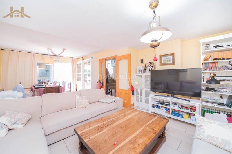 Foto 29bcf0ff-b019-4564-b7db-22381ecee79d. Casa adossada amb aparcament piscina a Parquelagos-Puente Nuevo Galapagar