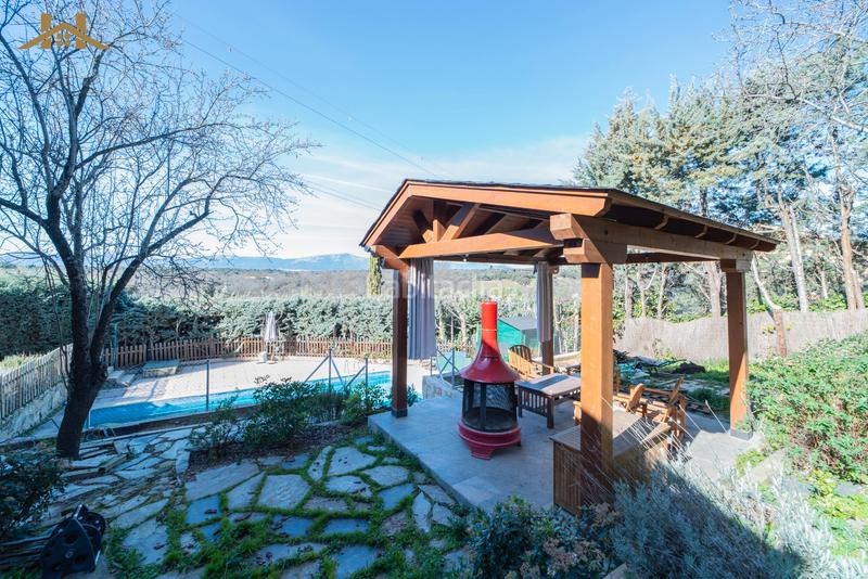 Foto 15e0b252-1d8a-4b70-9ac0-c9012816a332. Chalet con riscaldamento parcheggio piscina in Colmenarejo