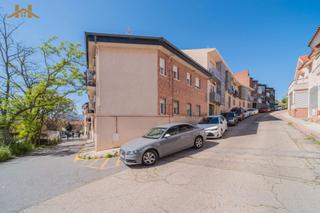 Flat  Calle ventanilla. Piso en calle ventanilla