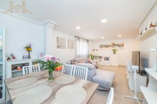 Zweistckige Wohnung  Calle de la estafeta. Dplex en venta en calle de la estafeta