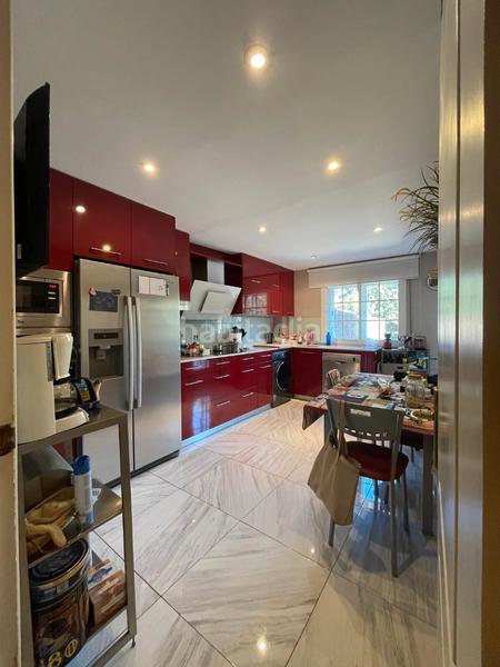 Foto 85243a9c-e178-42f1-94ea-3f890e7626bd. Lloguer casa aparellada amb xemeneia calefacció aparcament piscina a Galapagar