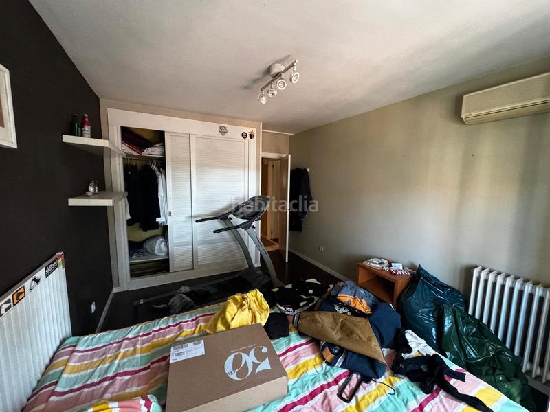 Foto 555d3fb0-a91a-4e3f-8d5d-bd40c7415d75. Location maison jumelée avec cheminée chauffage parking piscine dans Galapagar