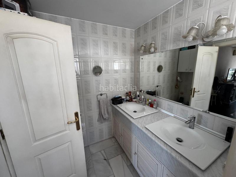 Foto bb5ab738-4723-41ac-b443-462c7065cf78. Location maison jumelée avec cheminée chauffage parking piscine dans Galapagar